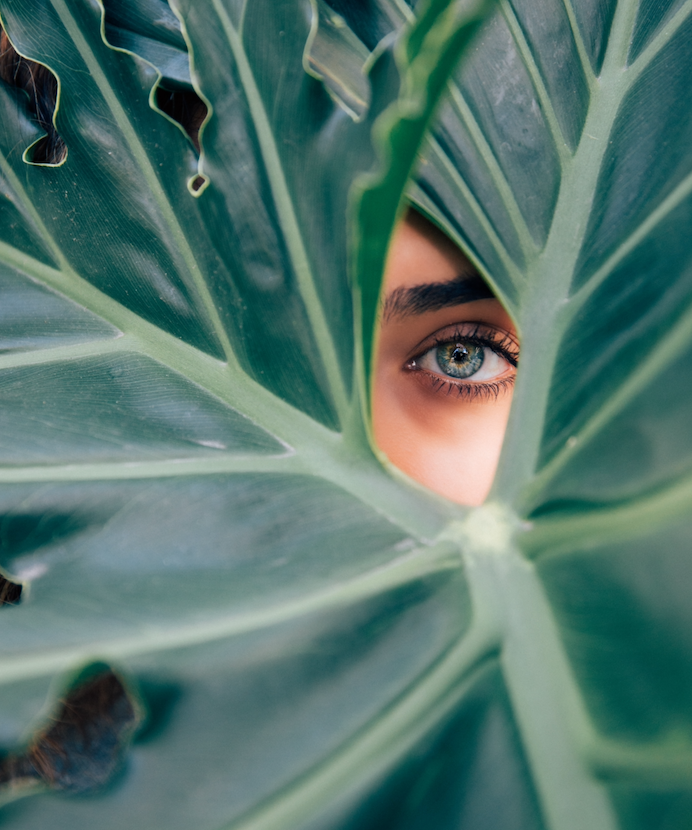 WHAT IS 'CLEAN BEAUTY' AND WHY SHOULD YOU USE IT?
